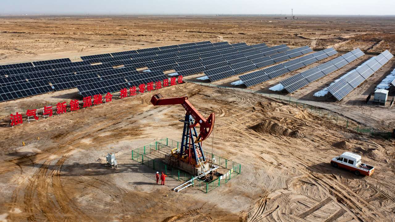 65年后，玉门油田油气产量当量重上100万吨