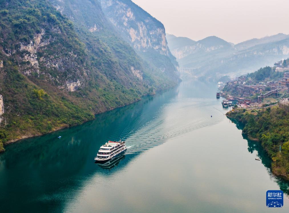 重庆酉阳：古镇焕新韵 旅游绘新篇