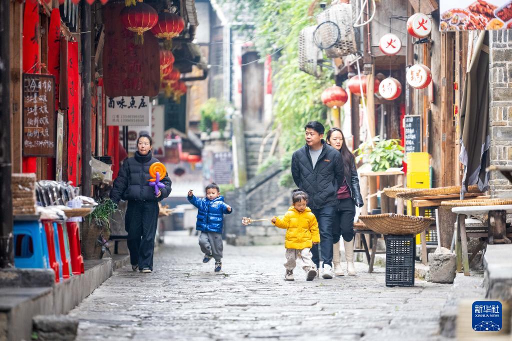 重庆酉阳：古镇焕新韵 旅游绘新篇
