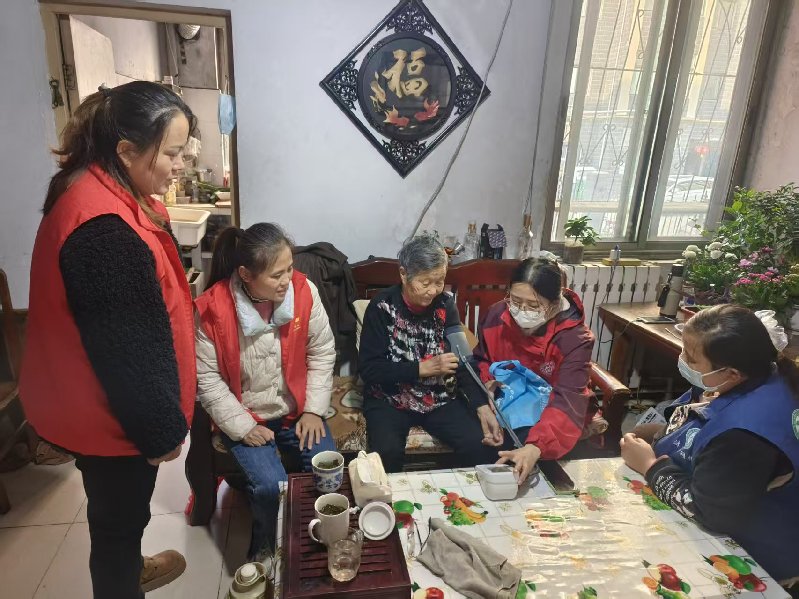 济宁：爱心敲门为老情 文明滋养已六载