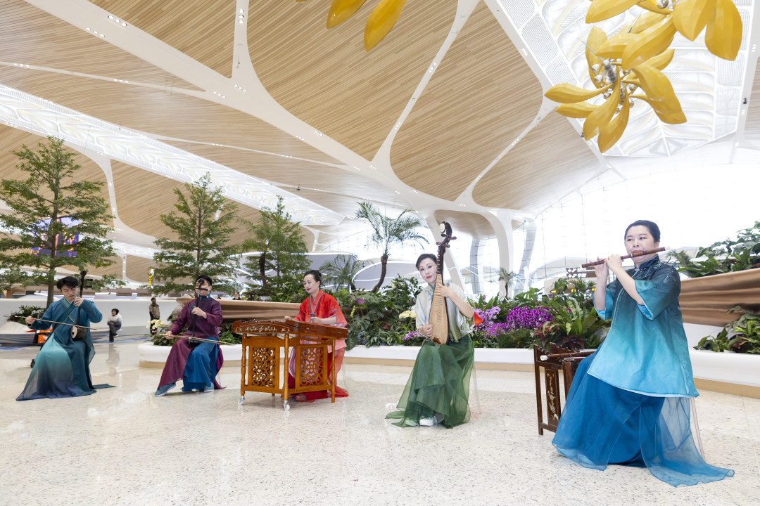 大湾鸡空港送“福”!广州启动“文艺赋美城市”行动