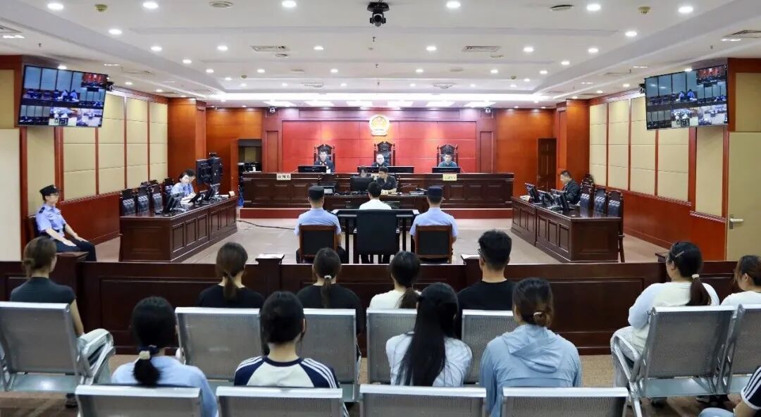 在“变”与“不变”中蓄奋进之势