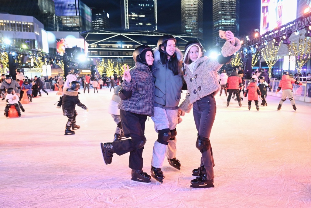 Why游上海|去年入境游客同比增长近四成,上海何以受“老外”青睐?