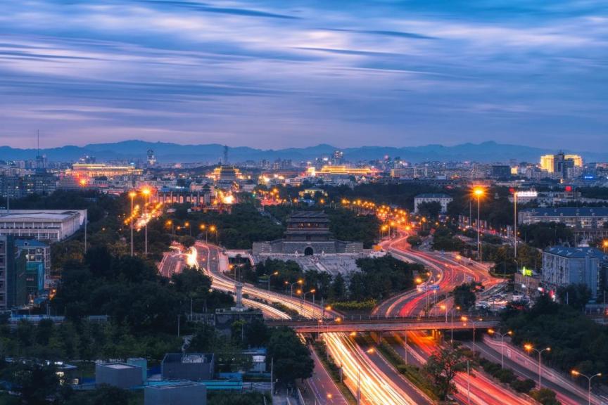 中、英、法三语“影见中轴”北京中轴线主题影像展在规划展览馆启幕