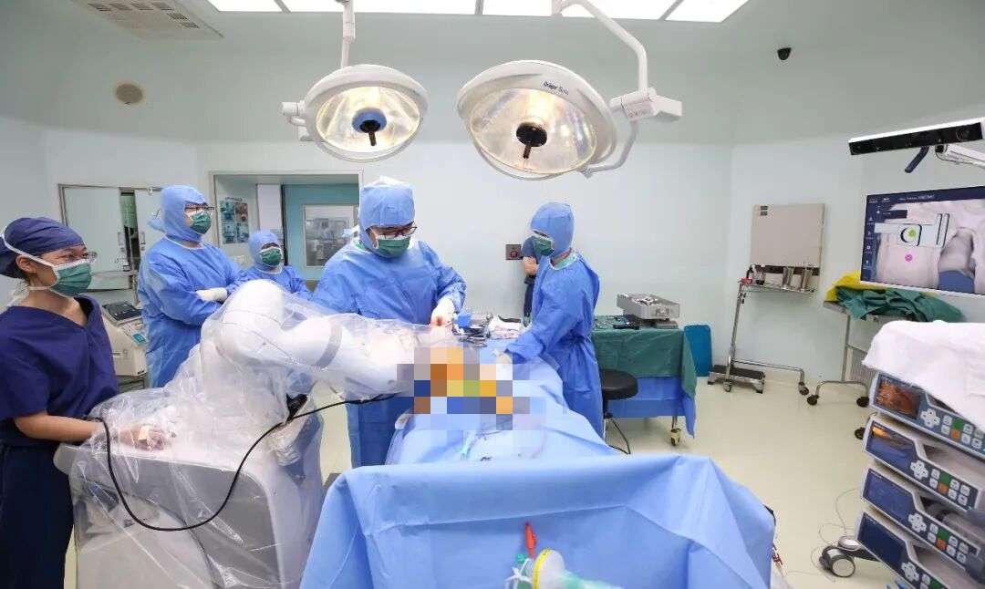 我国自主研发的手术机器人完成活动平台单髁置换临床试验