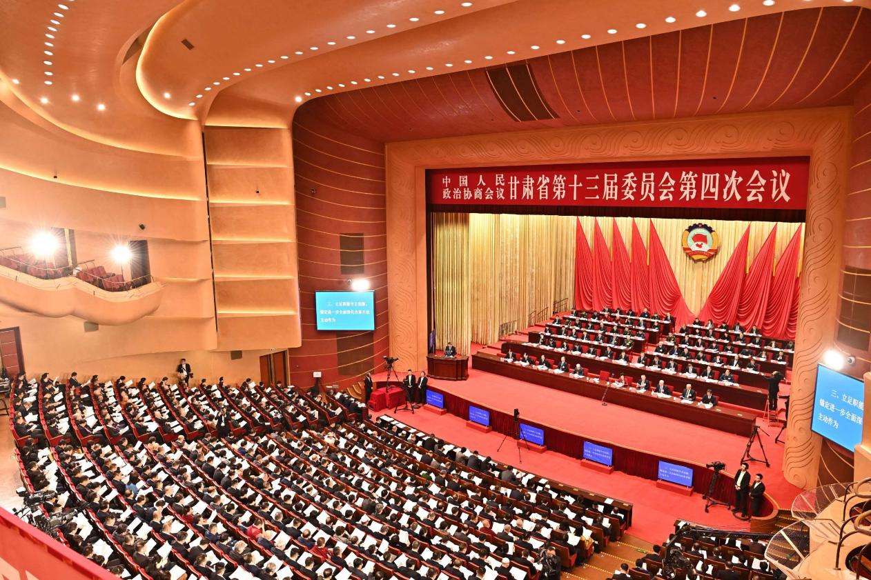 聚焦甘肃“两会”|多名政协委员围绕构建现代产业体系建言献策