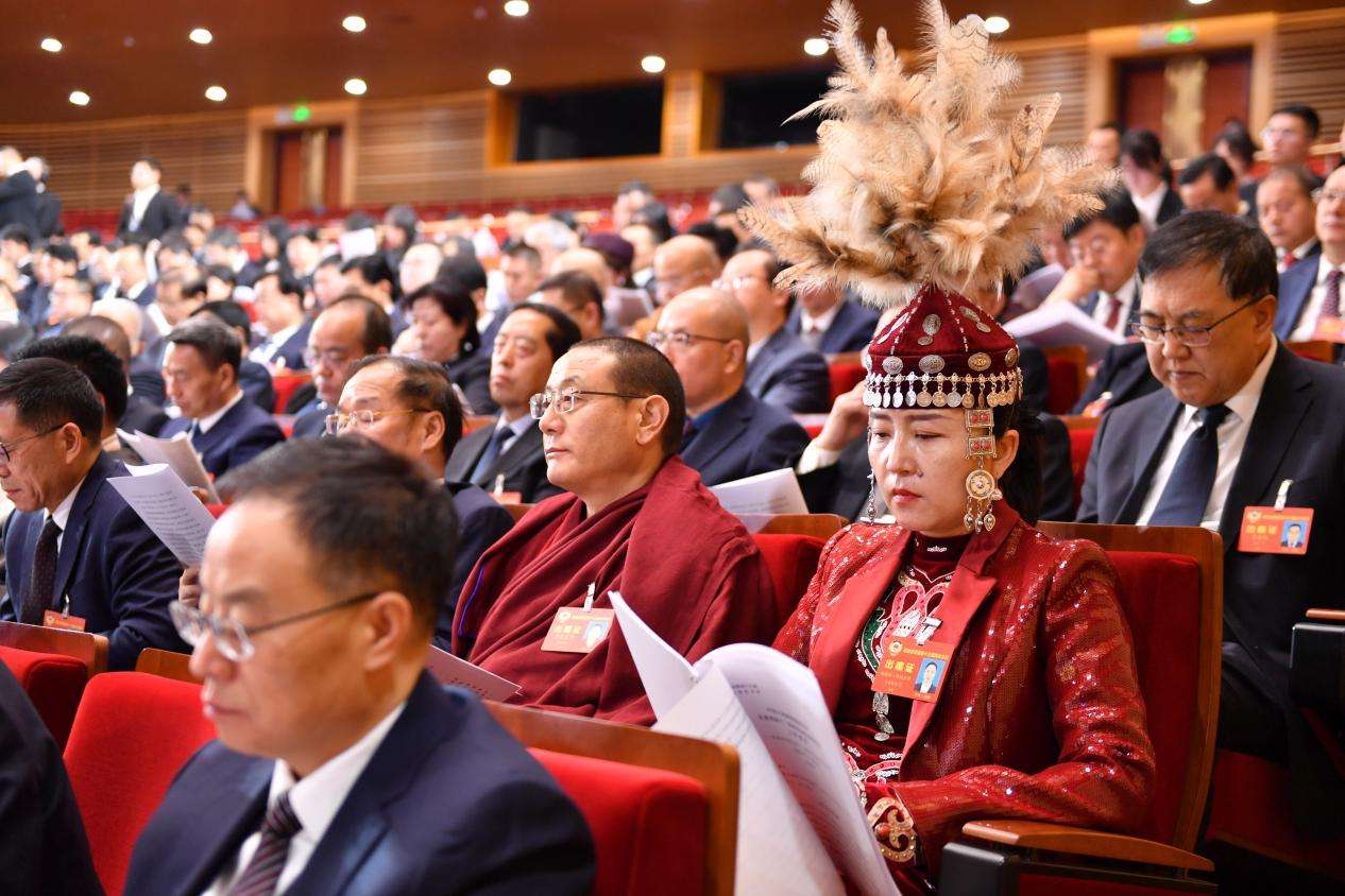 聚焦甘肃“两会”|多名政协委员围绕构建现代产业体系建言献策