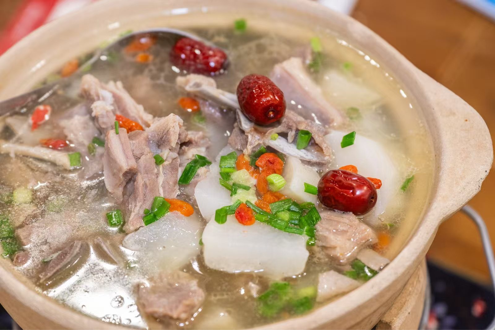 跨越2600公里的山海之约:天峻牛羊宁波品鉴会启幕 高原美味香飘甬城