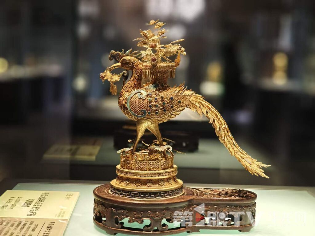 三星堆文物亮相重庆梁平 低空之城端出“新春盛宴”邀您过大年