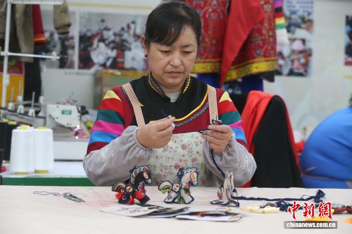 青海:五年累计117万脱贫劳动力实现务工增收