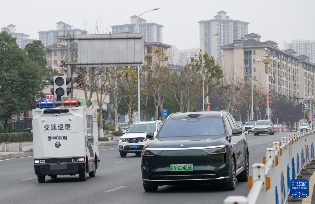 重庆“AI警员”春节前正式上岗