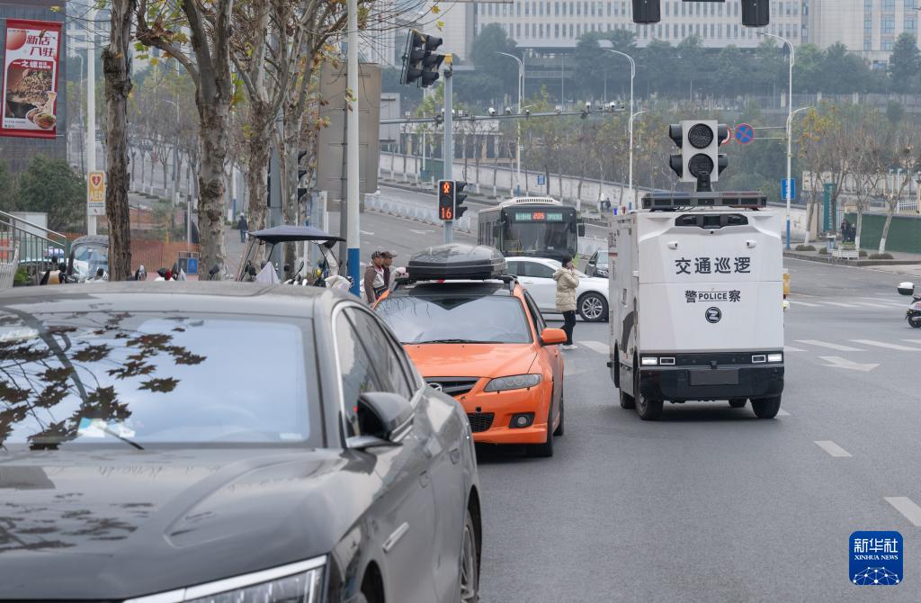 重庆“AI警员”春节前正式上岗