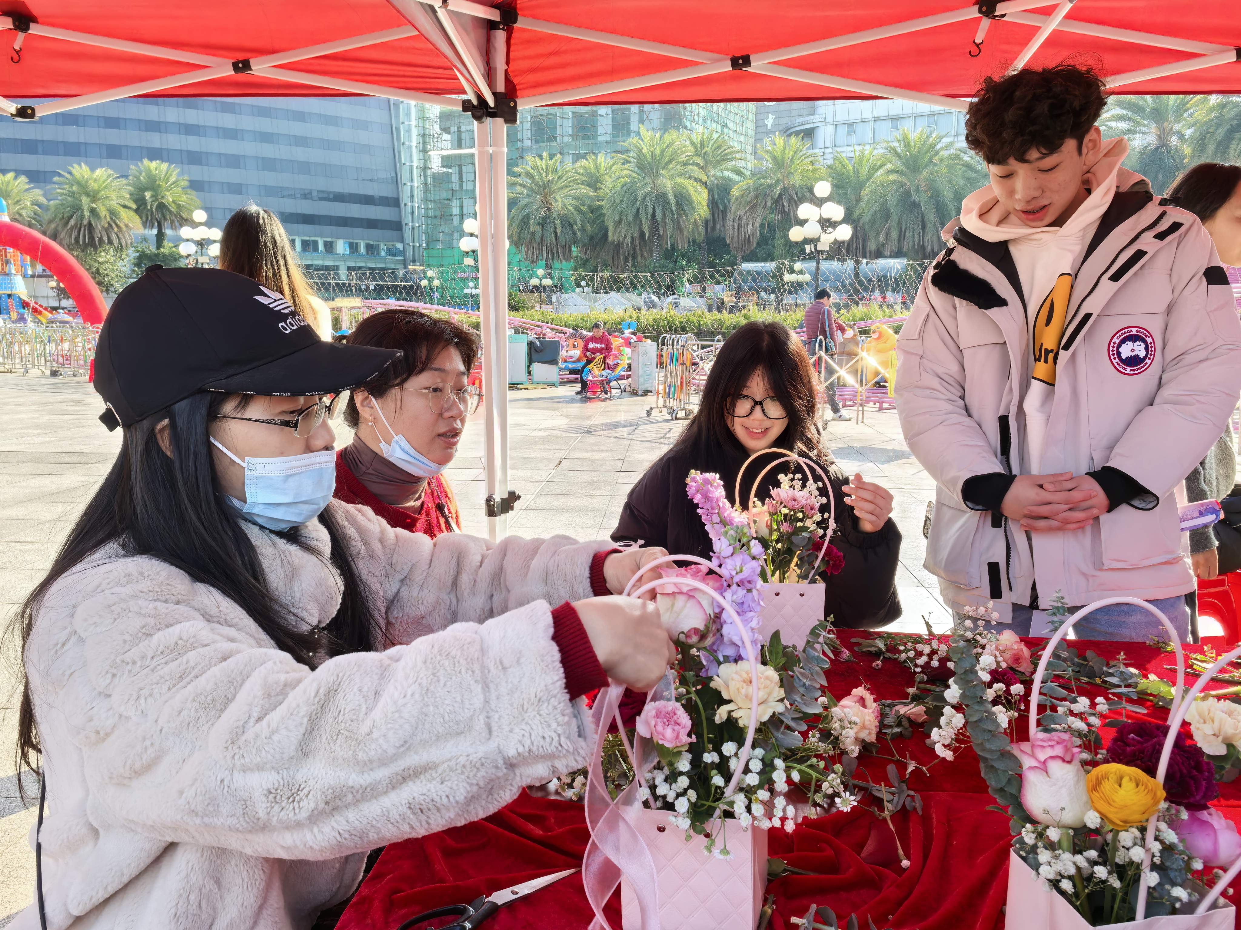 广西桂林市开展“春风行动”促就业