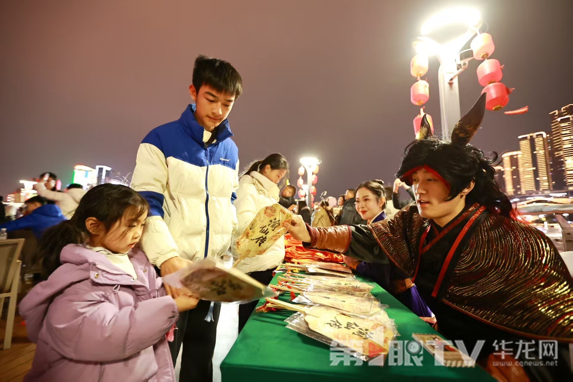 打造“移动江上剧场” 重庆“两江游”体验上新