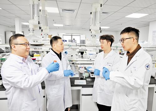 一粒新药，一场12年的闯关