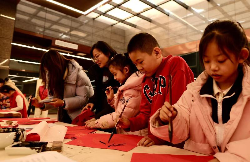 孔子博物馆“騄駬腾骧——博物馆里过大年·黄河大集”活动启动