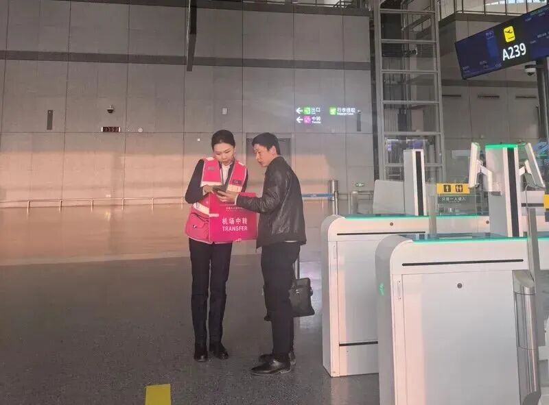 一票通达天山南北 | 新疆19个支线机场与乌鲁木齐天山国际机场实现“一票到底、行李直挂”服务