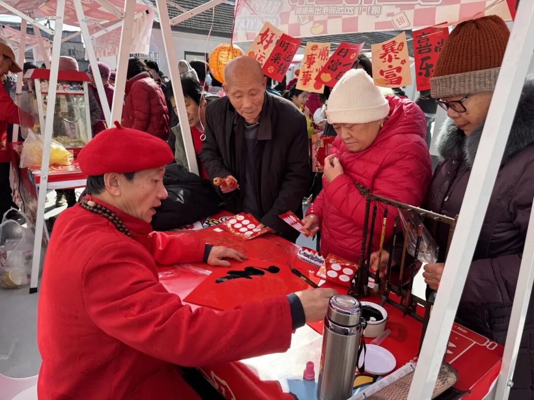 北京市朝阳区金盏乡皮村新春游园会各项活动嗨翻天 IMG_9601.JPG