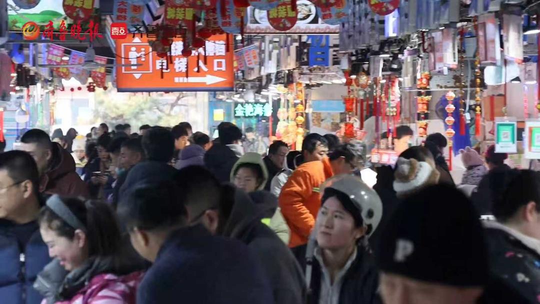 新春走基层|一箱箱海鲜发全国,快递小哥当好日照美味“搬运工” 新春走基层|一箱箱海鲜发全国,快递小哥当好日照美味“搬运工”