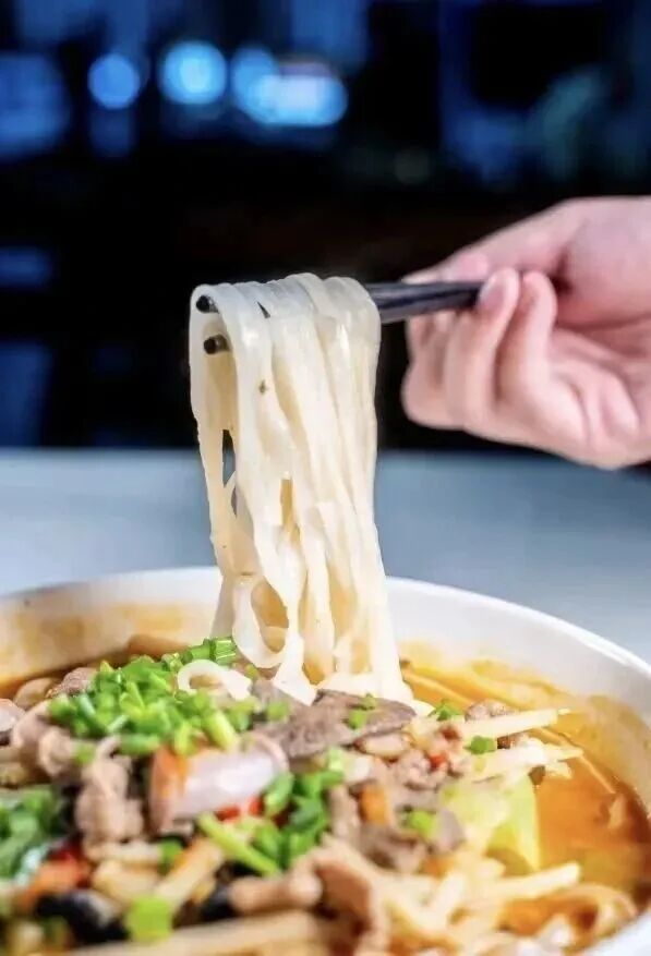 当民歌湖的波光遇见戏曲的韵味,华流就是顶流! 老友粉1.jpg