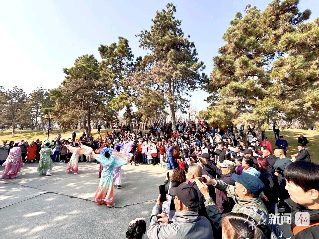 快来!20万株郁金香惊艳绽放中国唐苑 快来!20万株郁金香惊艳绽放中国唐苑