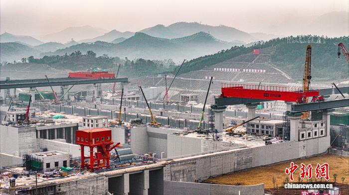 平陆运河新春“马”力足 4000名“坚守者”共赴通航之约