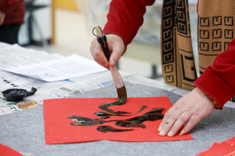 北京朝阳：春节层层慰问，情暖座座军营