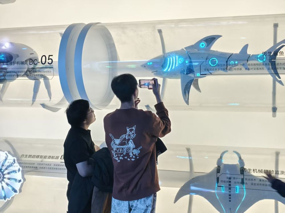 马年春节假日盘点·消费篇|从年味里看活力——“三新”勾勒中国春节消费图景