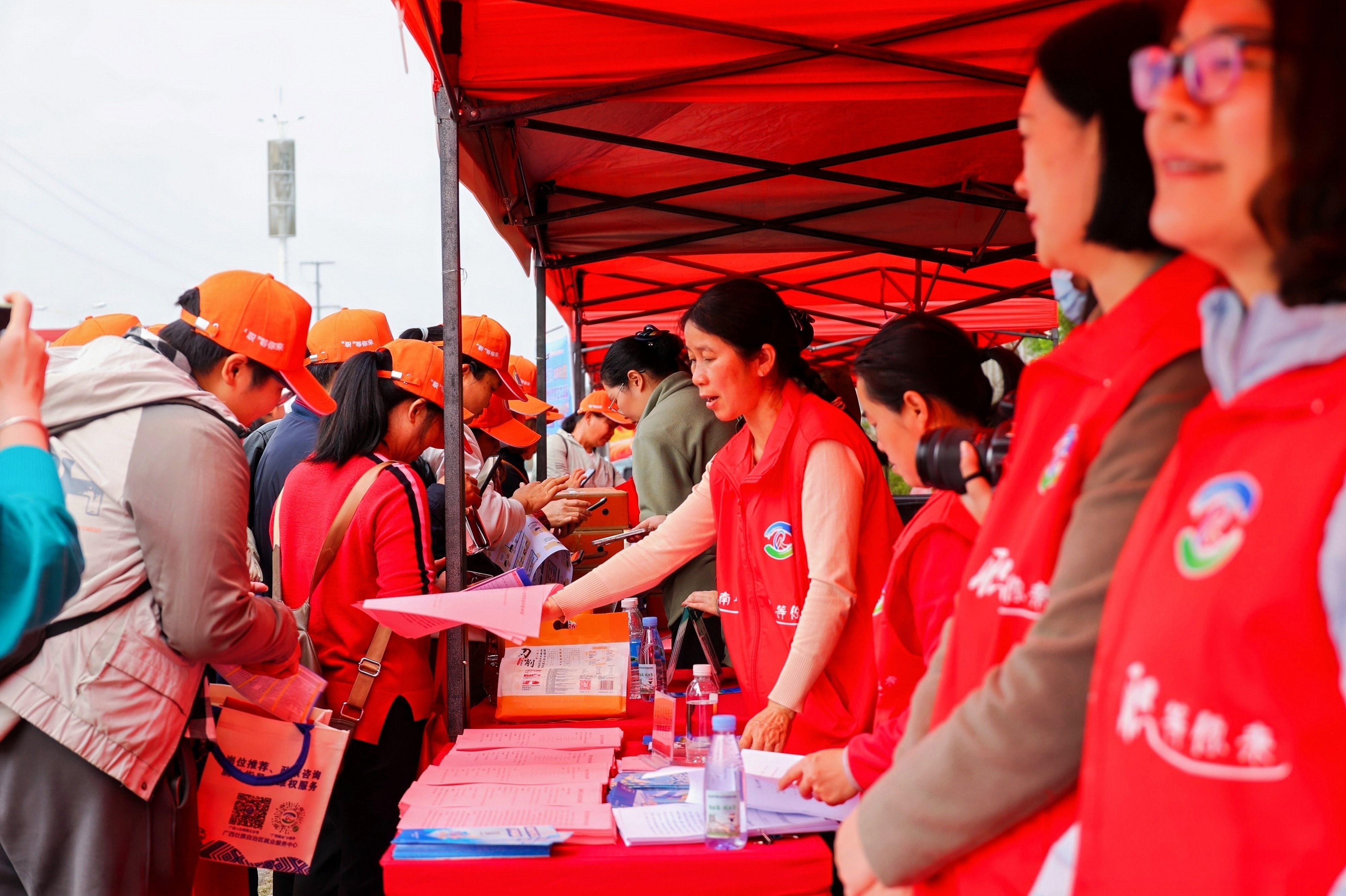 广西开展重点产业园区企业用工服务专项行动 广西开展重点产业园区企业用工服务专项行动