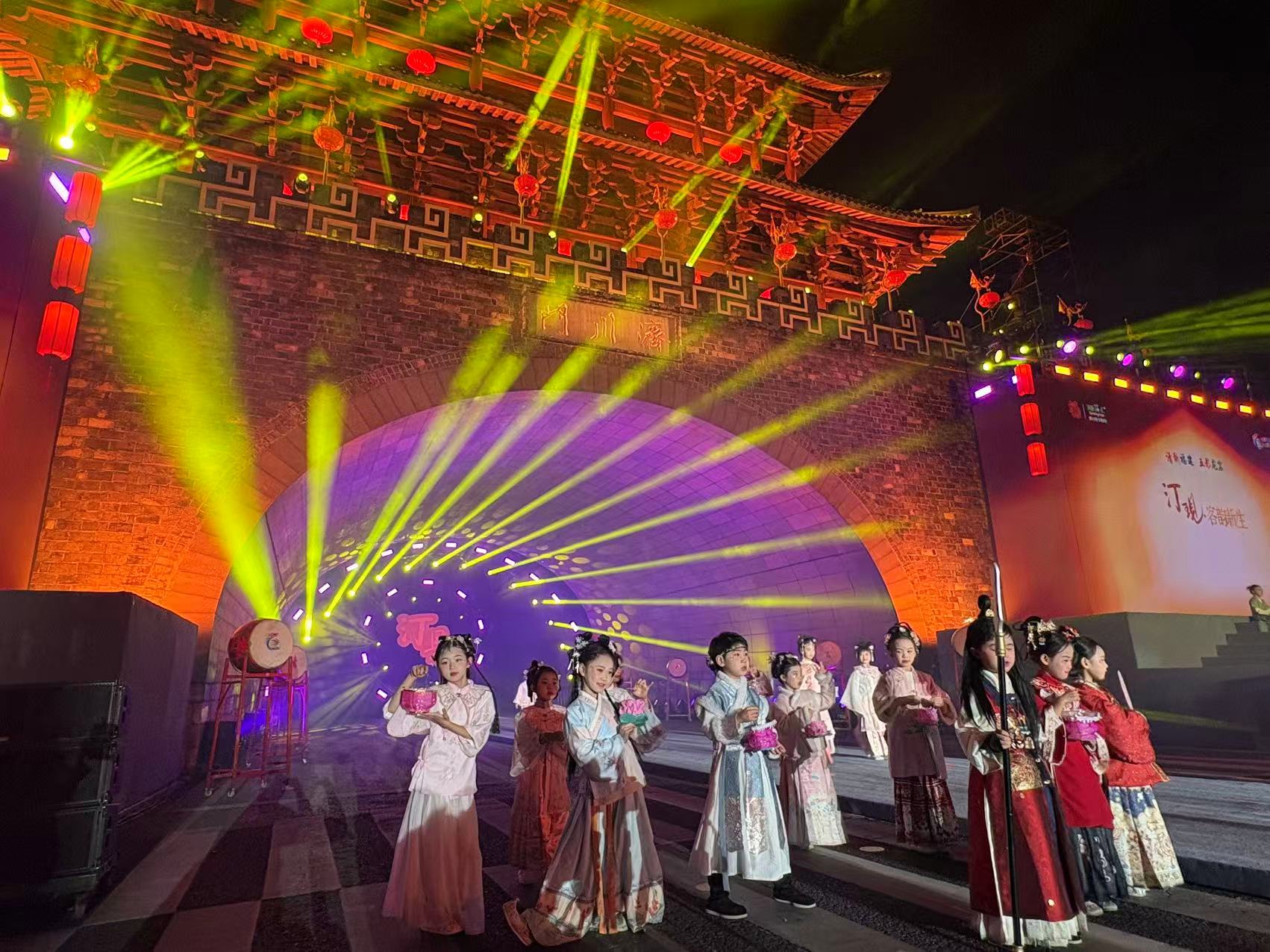 龙岩长汀：打造非遗奇妙夜，把客家千年文脉“唱”给你听