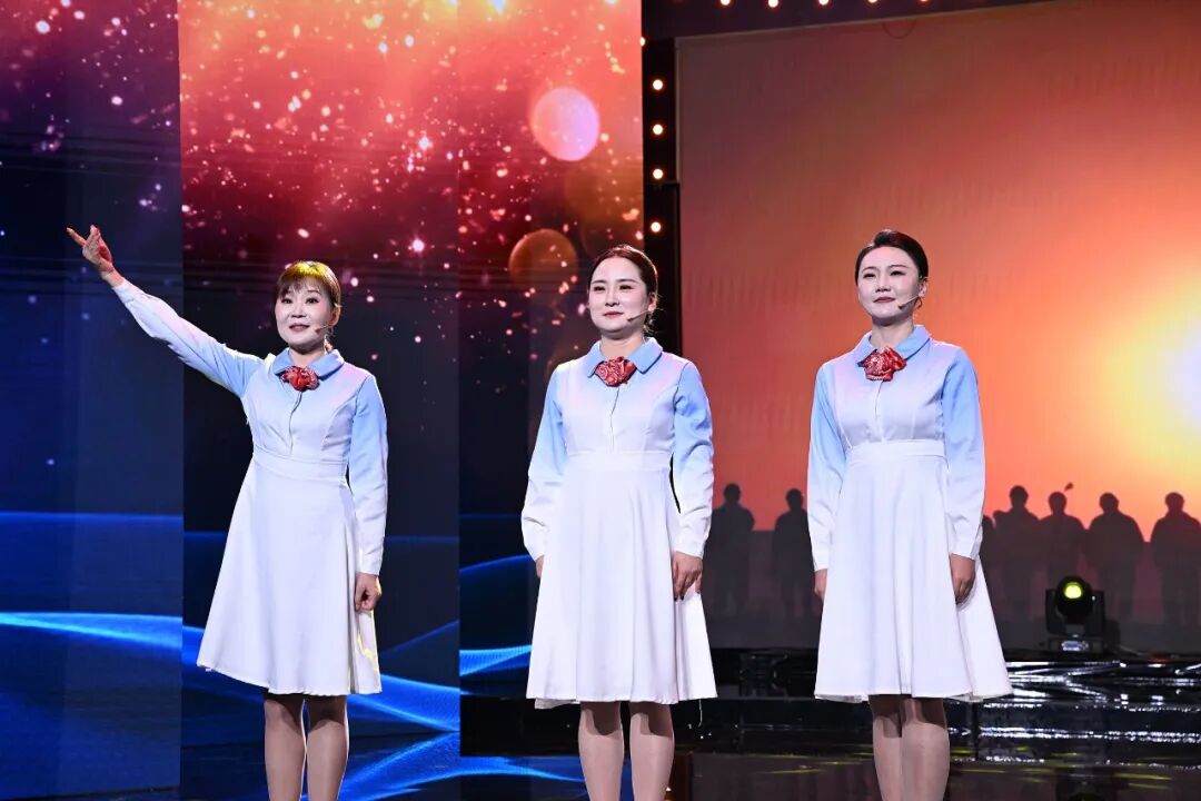 玫瑰绽芳华 书香沁天山——自治区第三届“工会杯·玫瑰书香”女职工阅读展演活动成功举办