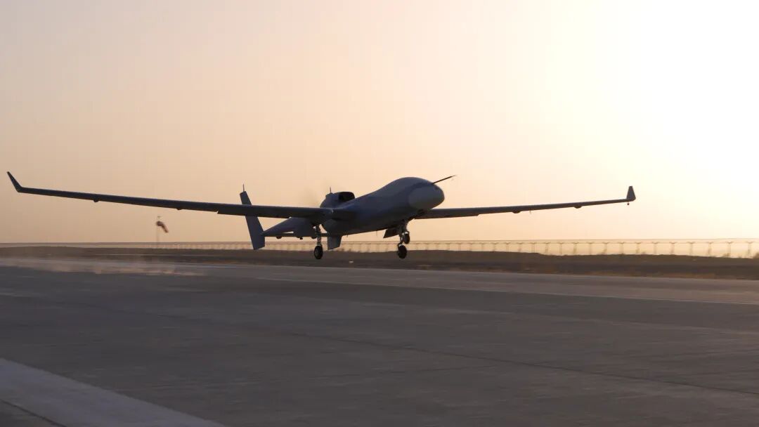 纵横股份自研吨级无人机“云龙-1P”