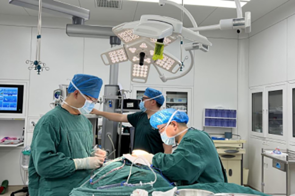 多学科联手破险局 重庆两江新区人民医院成功救治高龄高危患者