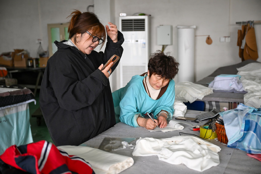 非遗工坊促增收