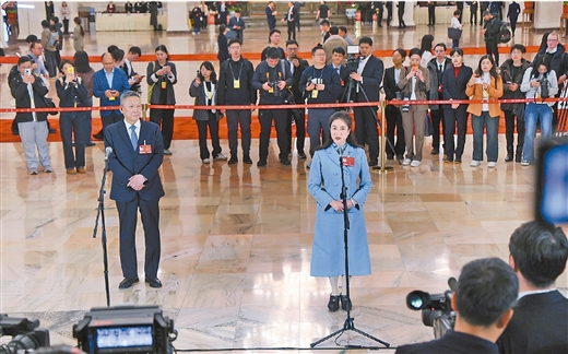 让青少年精神明亮健康成长