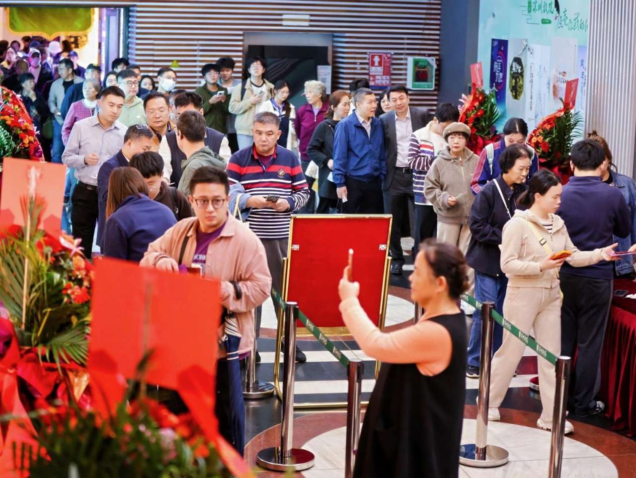 深圳京剧院正式成立