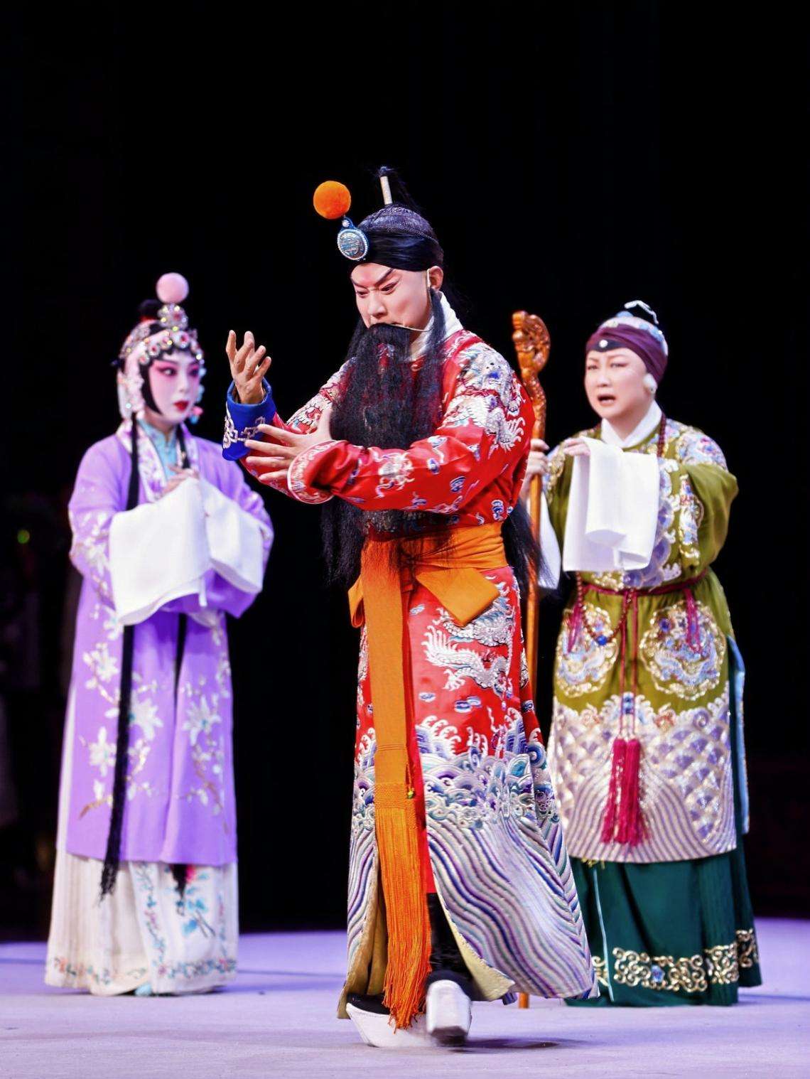 深圳京剧院正式成立