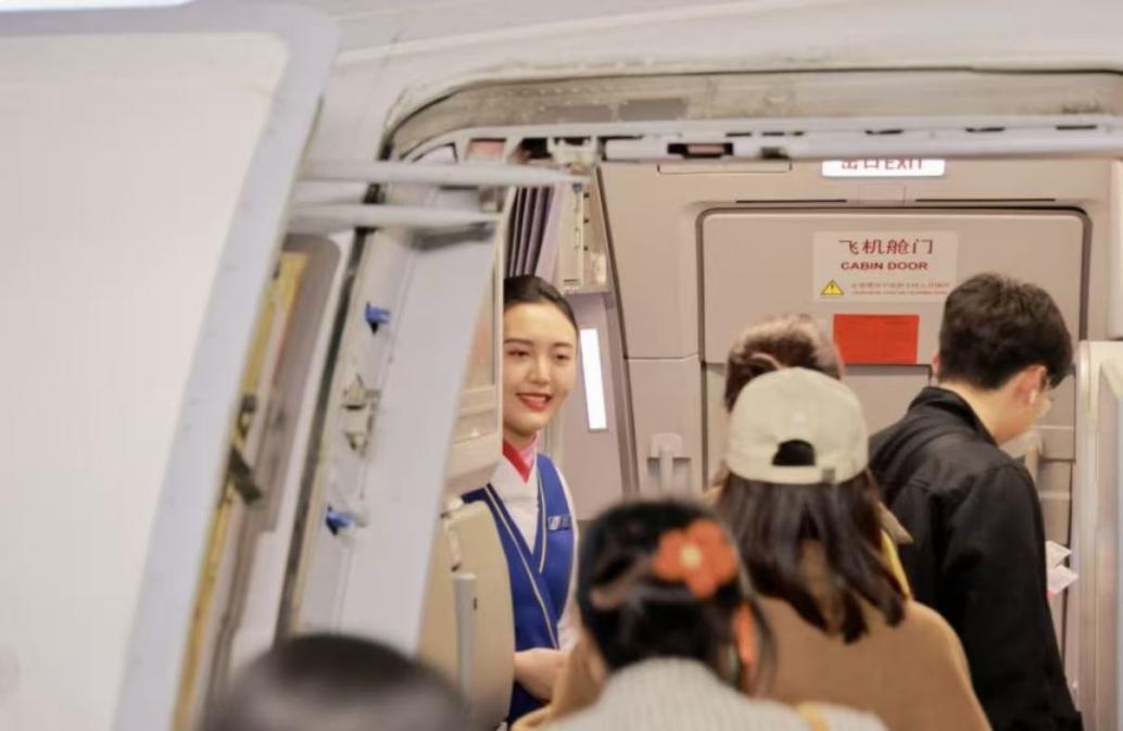 重庆航空开通重庆至沙巴直飞国际航线 西南地区首次实现直航