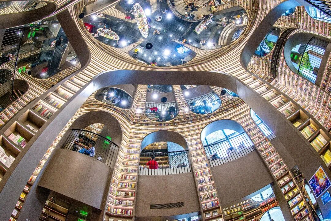 外交部发言人海外推荐成都!