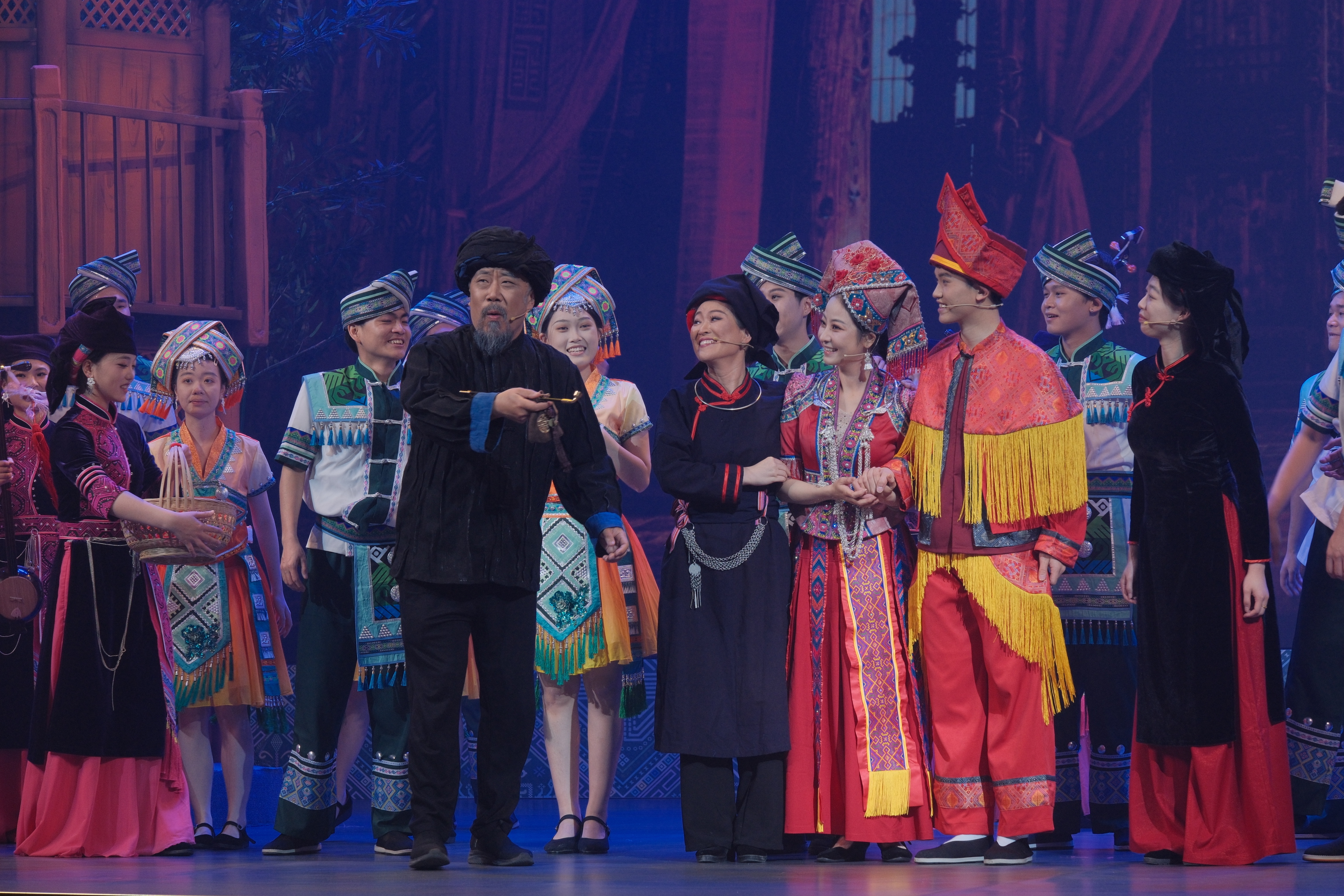 广西龙州：天琴牵起跨国缘 沉浸式音乐剧《琴·缘》温情上演