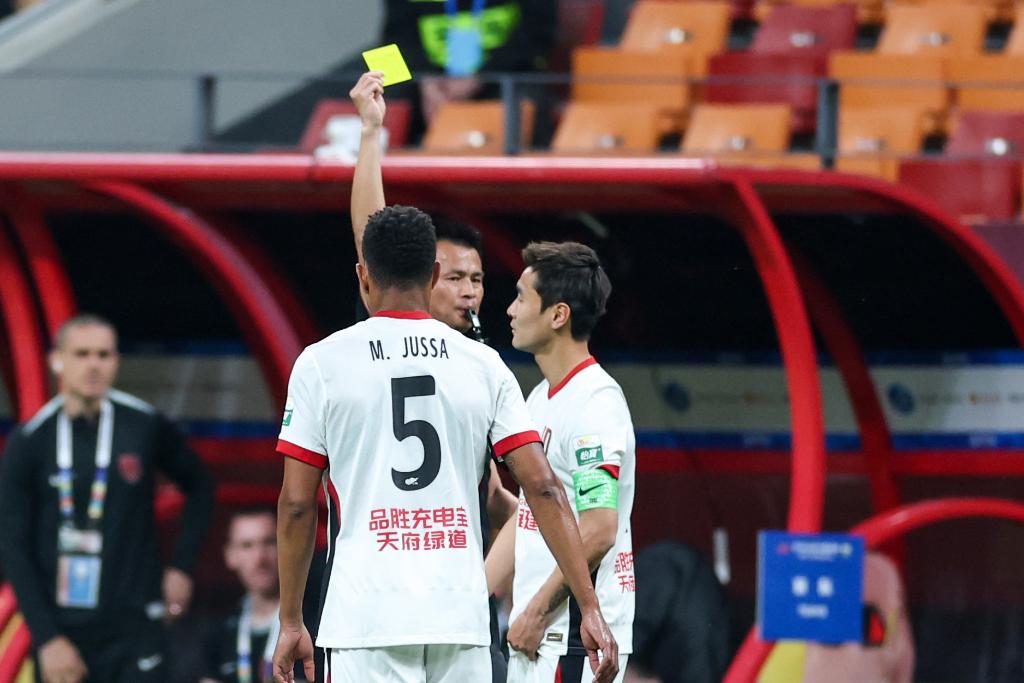 中超联赛：重庆铜梁龙平成都蓉城