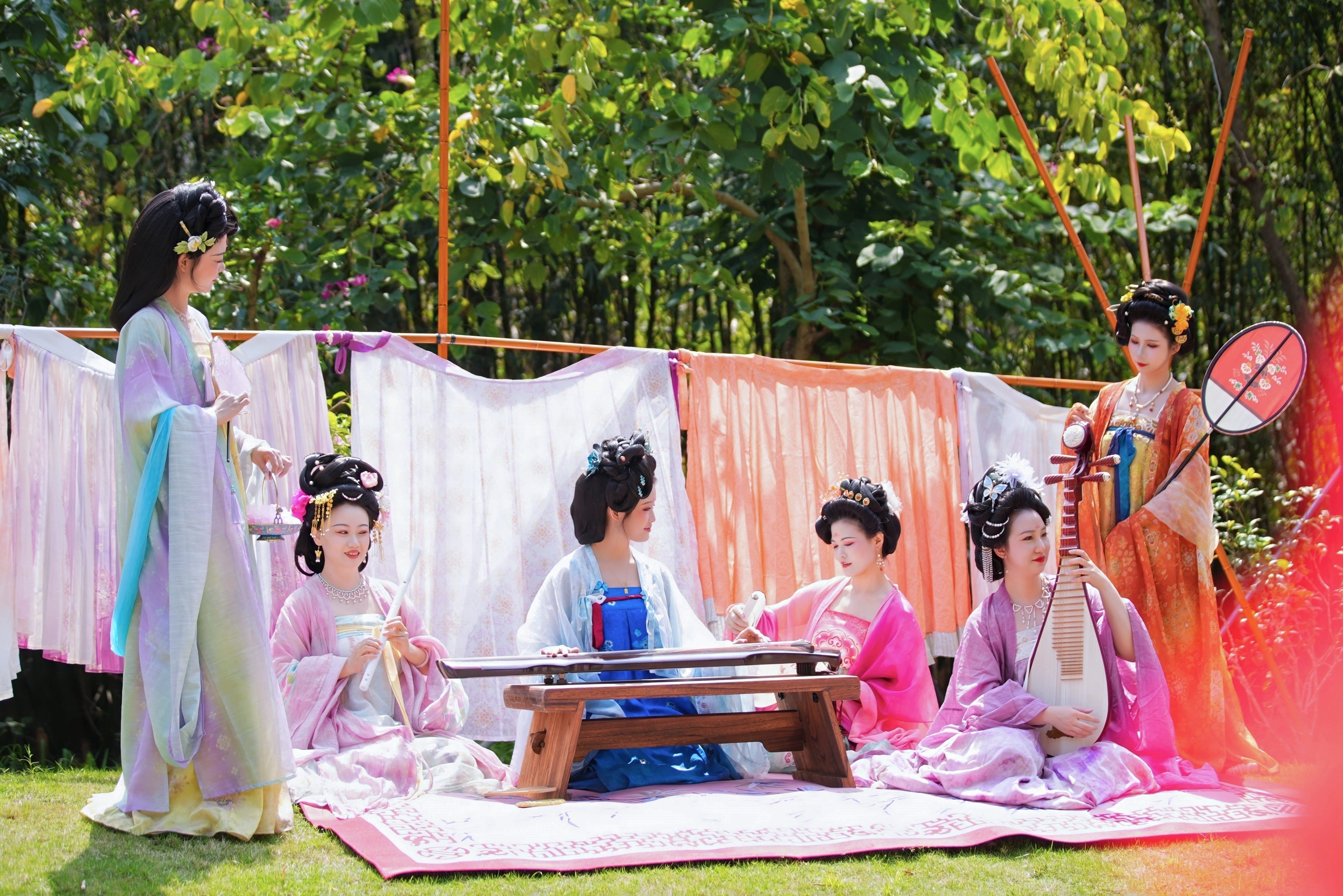 深看湾区 | 华侨城甘坑古镇以三角梅激活文旅新活力