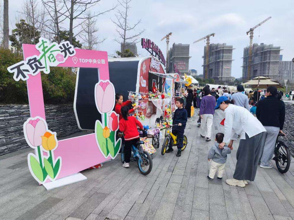 推窗见花海，出门即公园：上海桃浦智创城打造宜居新图景