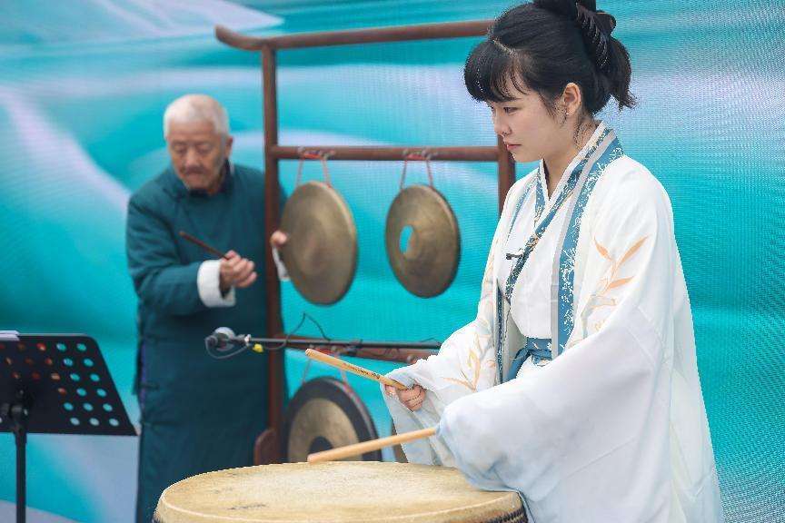 “十锦细锣鼓”回响沪派古镇 市民感受非遗古韵