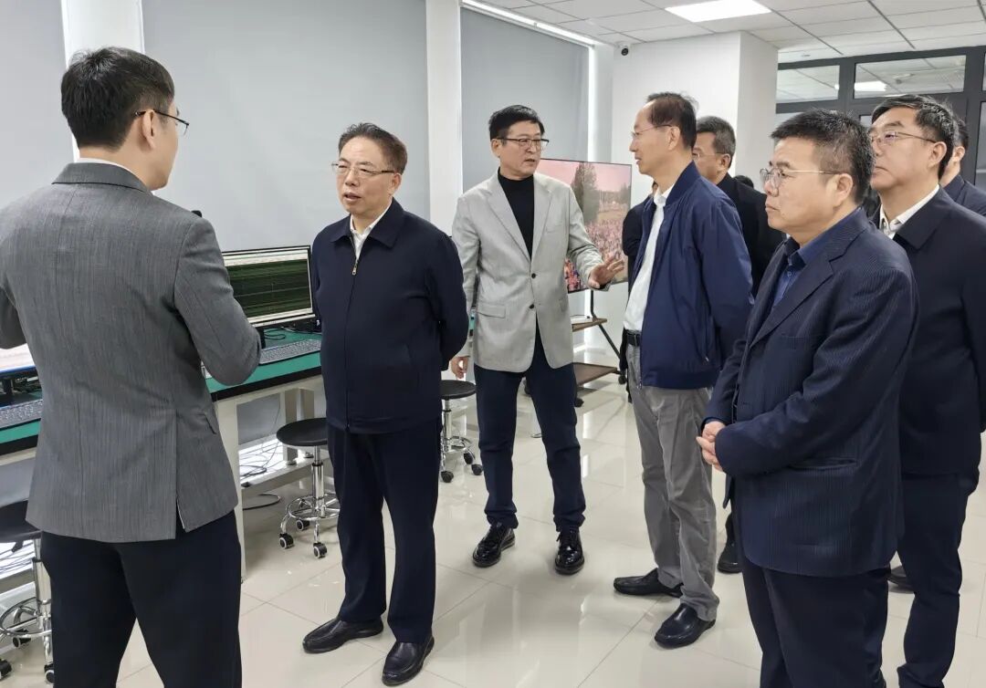 【时事新闻】徐海荣到济南市开展数据条例立法调研