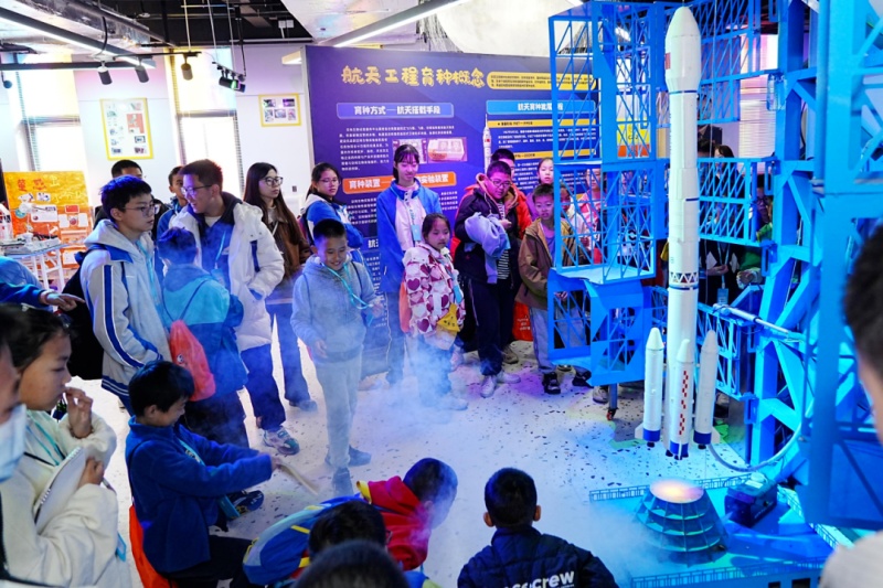 科技馆参观。成都市文广旅局供图