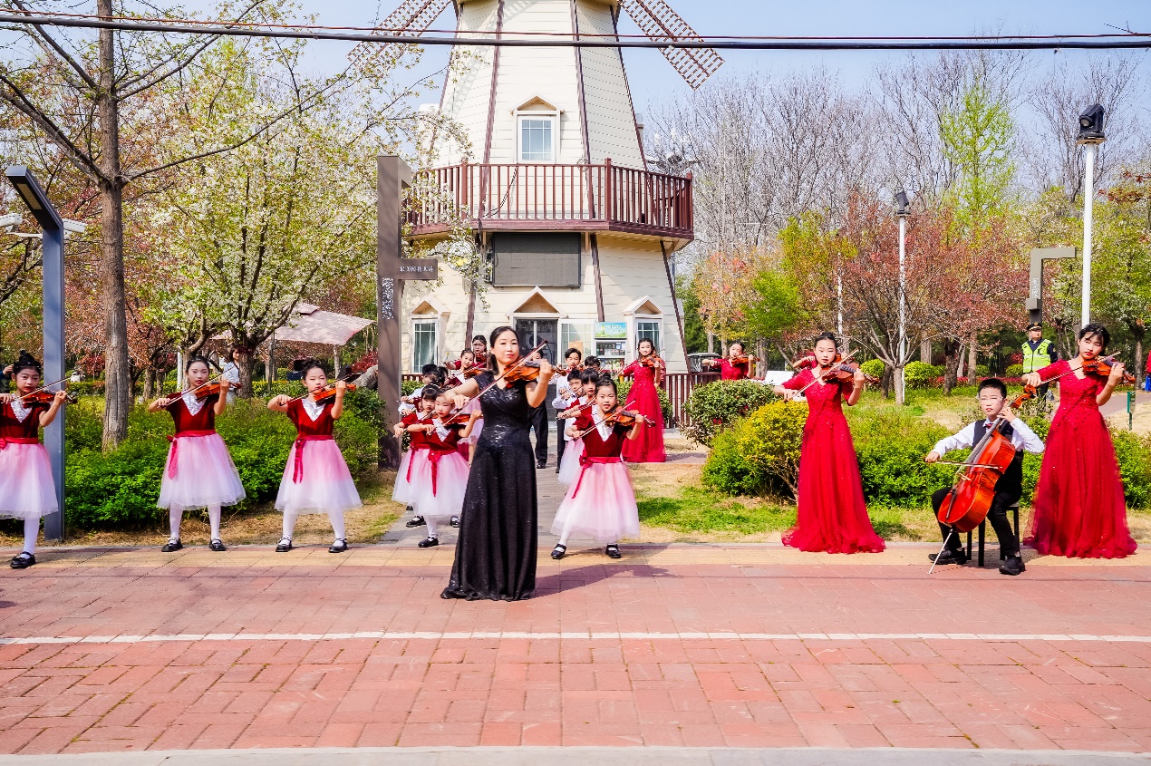 鹤舞樱飞 向新而行——2026樱花季鹤壁文旅推介大会开幕