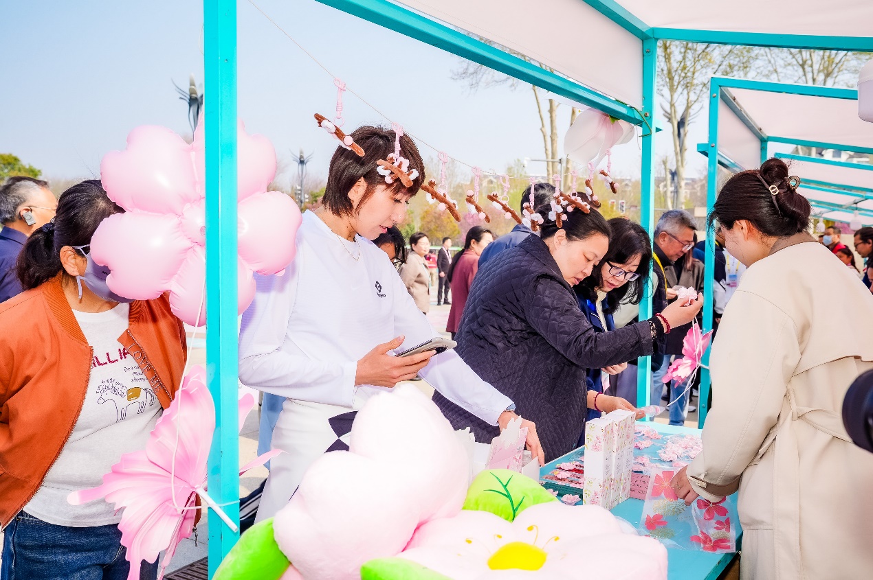 鹤舞樱飞 向新而行——2026樱花季鹤壁文旅推介大会开幕