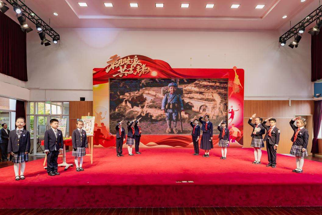 上海普陀区举办“清明祭英魂”文明实践主题教育活动 上海普陀区举办“清明祭英魂”文明实践主题教育活动