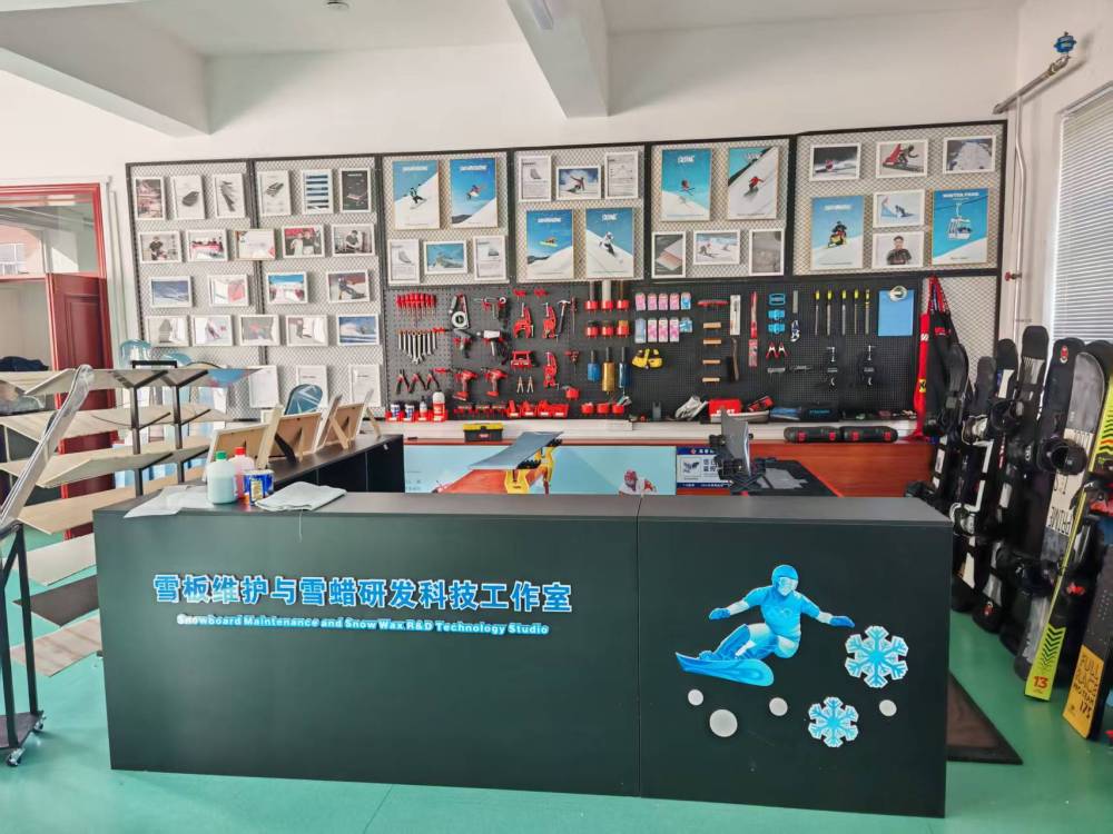 白山黑水间，冰雪经济从“一季火”走向“四季红”